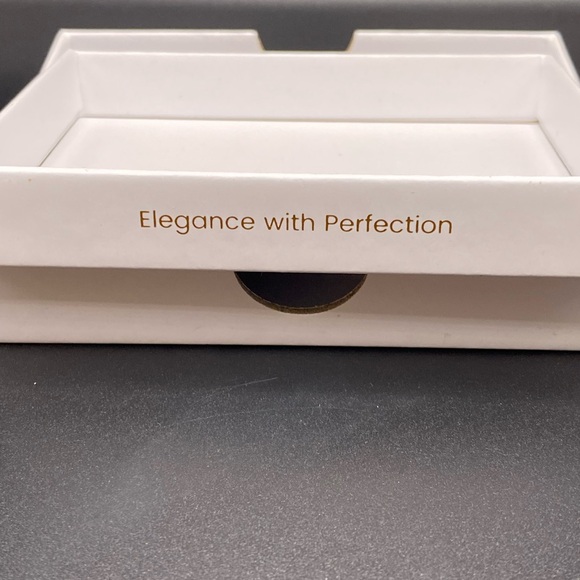 Lavisa Chunky Hoop Earrings 30mm SilverTone NIB - Picture 10 of 11